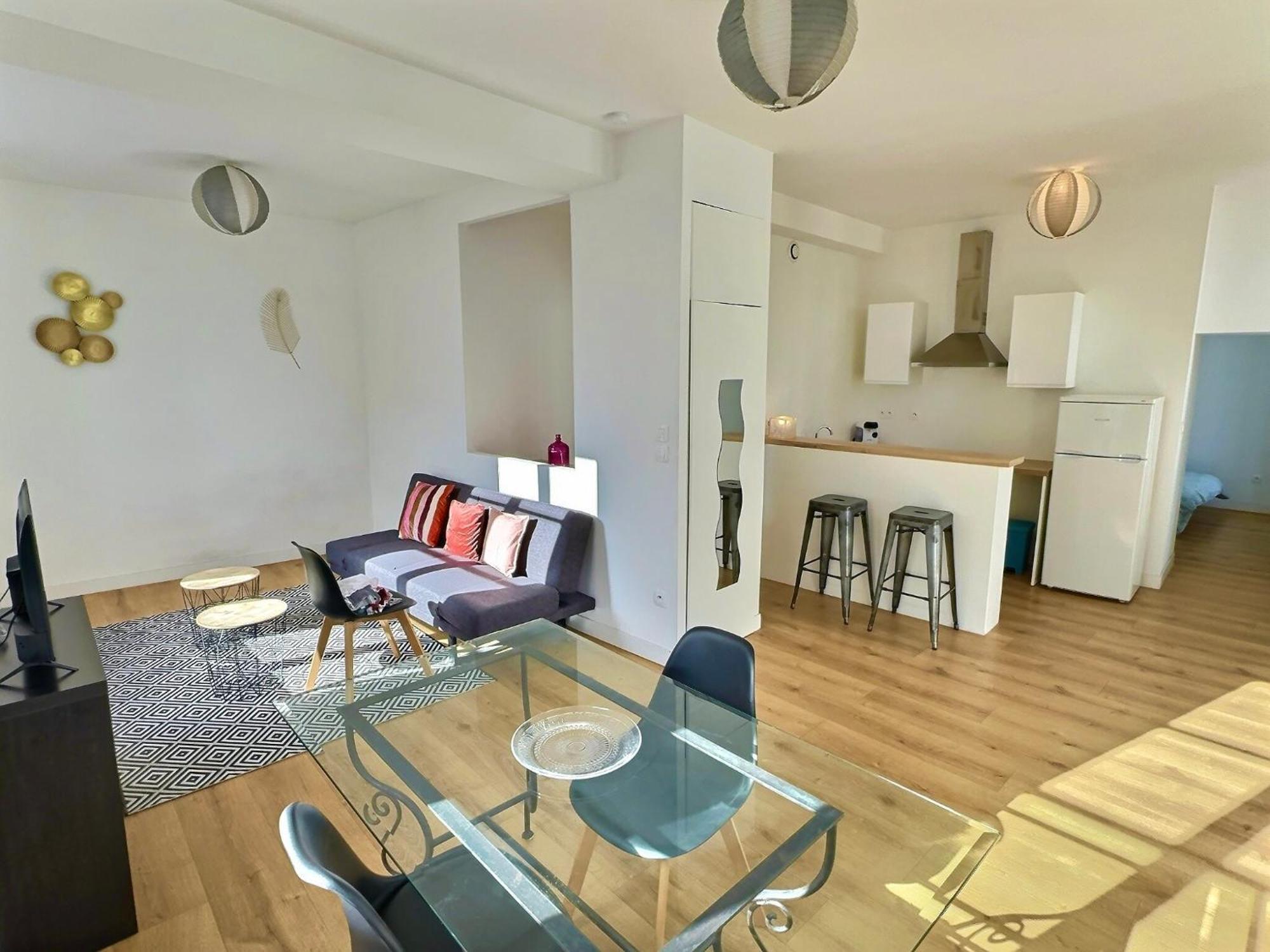 Wonderhost, Au Coeur Du Quartier Du Chateau Pau Bagian luar foto